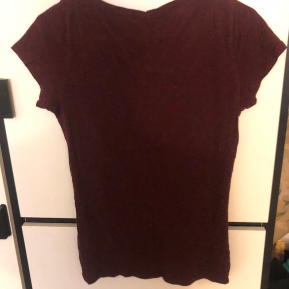 Hollister T-shirt - Picture 2 of 2